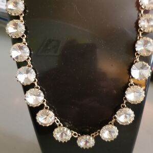 HP🔥🔥🔥Neiman marcus neck piece